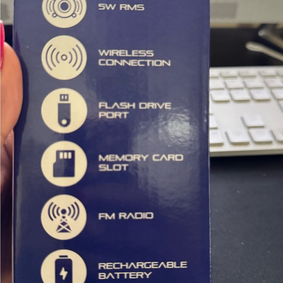 Portable Wireless Speakerer - Picture 5 of 5